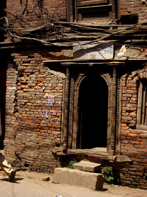 kathmandu-doorway